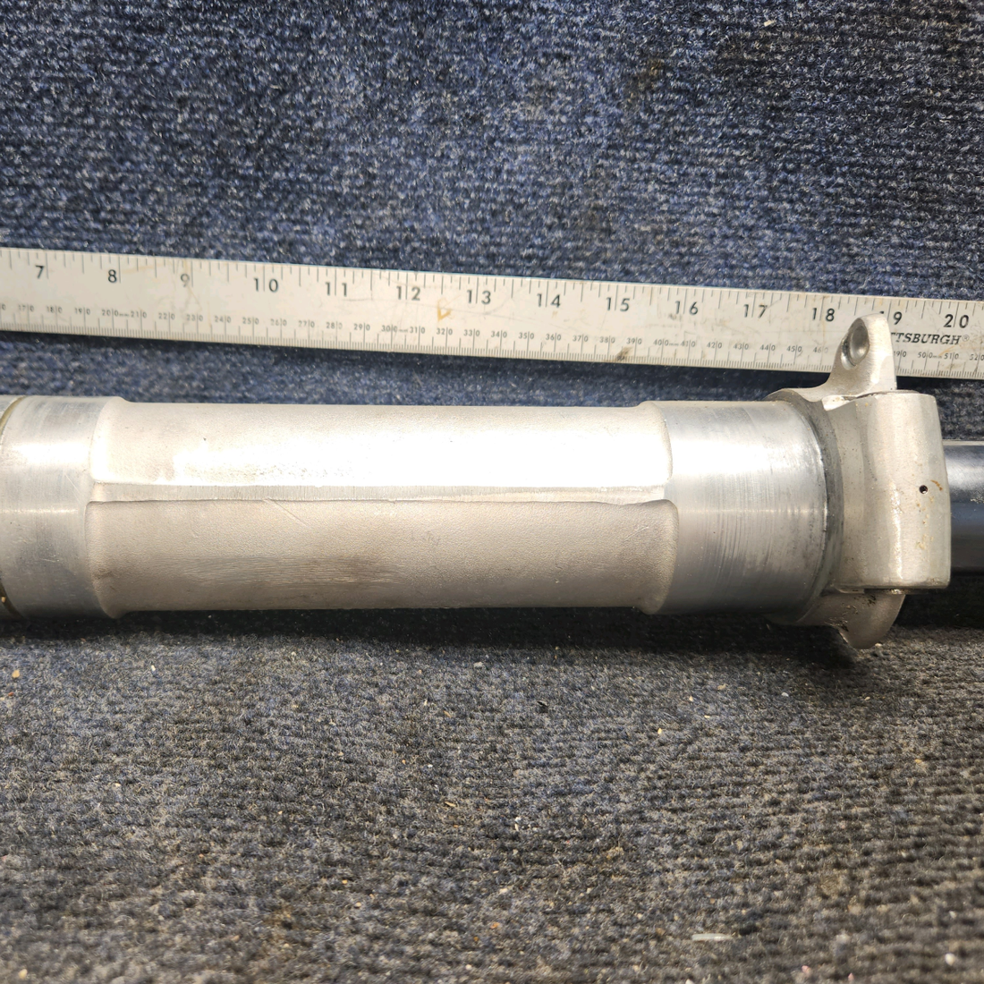 Used aircraft parts for sale, 67100-007 Piper PA32RT-300 Nose Gear Assembly – Less Trunnion