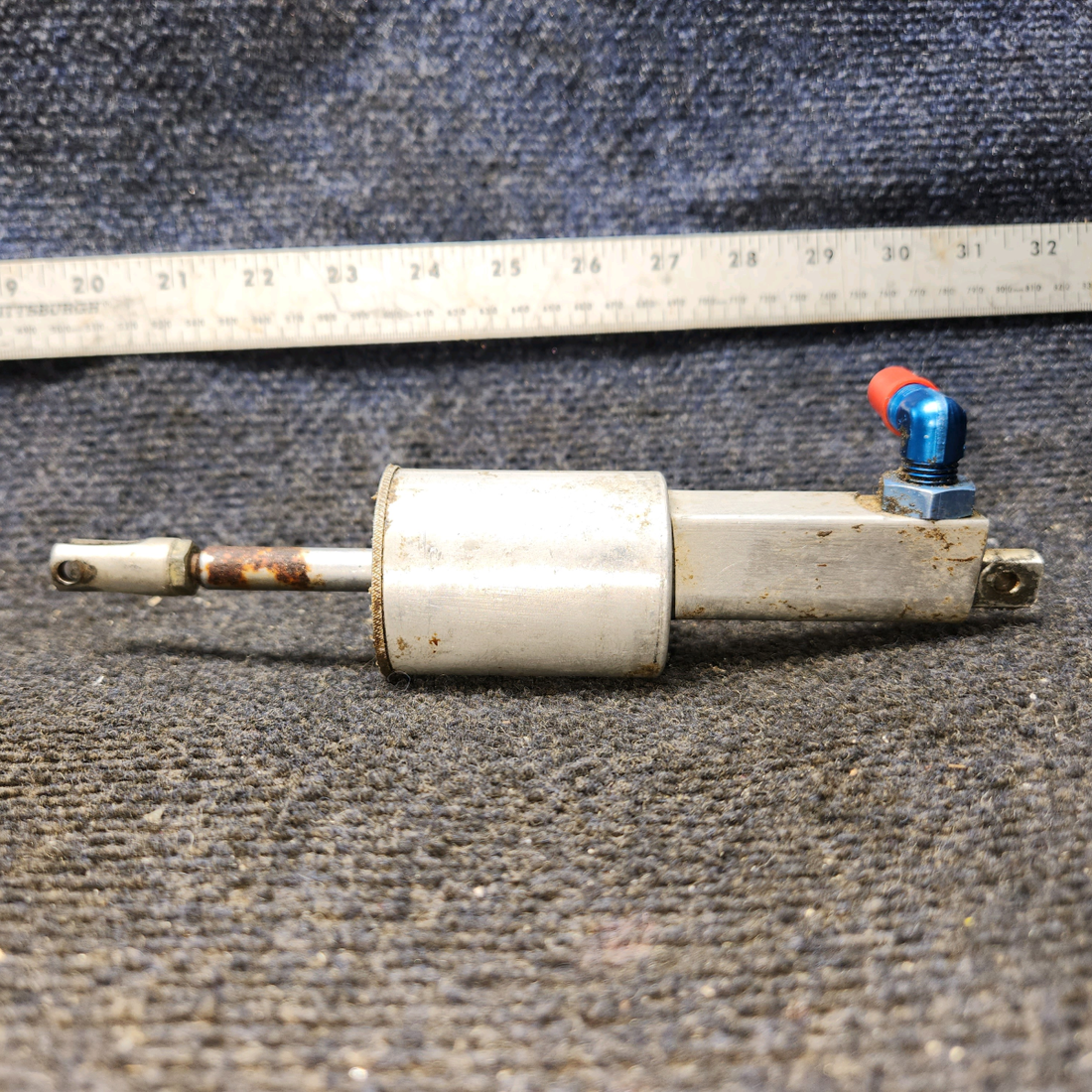 Used aircraft parts for sale, 0541138-16 Cessna 172F Master Brake Cylinder Assembly