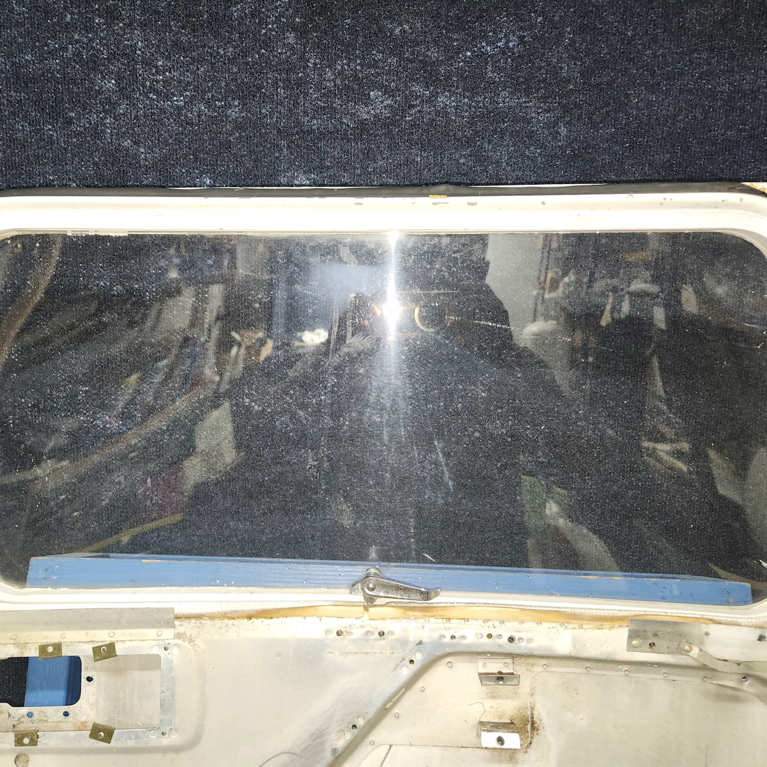 Used aircraft parts for sale, 0413033-1 cessna 150G Cabin Door – Pilot Side LH