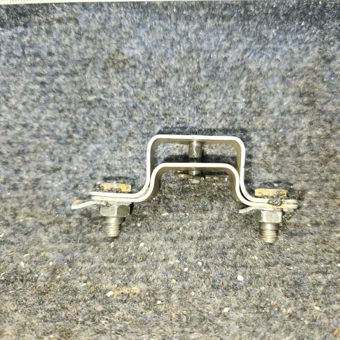 Used aircraft parts for sale, 0411550, 0411549 Cessna 172 Brake Cylinder Bracket & Pin Set