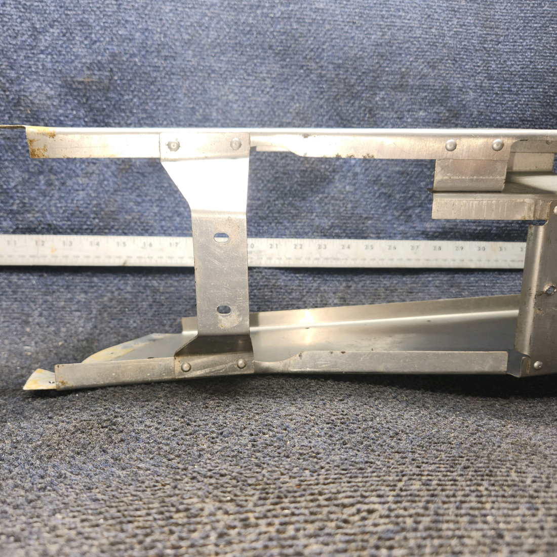 Used aircraft parts for sale, 0513368-201, 0513368-200 Cessna 172F Console Structure  Assembly