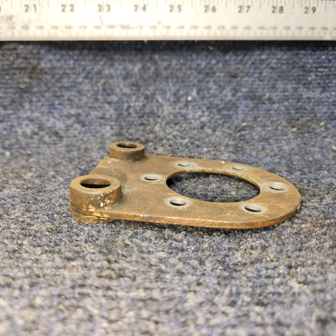 Used aircraft parts for sale, 755-818 Cleveland 75-16 Piper PA28-140 Torque Plate Assy (Rusted) PRICE PER EACH