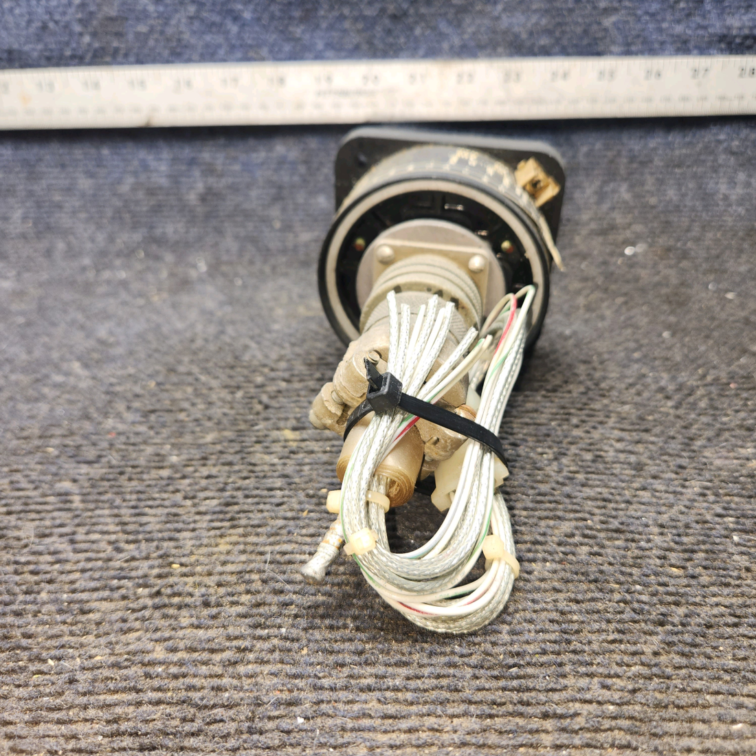 Used aircraft parts for sale, 45010-1000 cessna 172N Course Select Indicator
