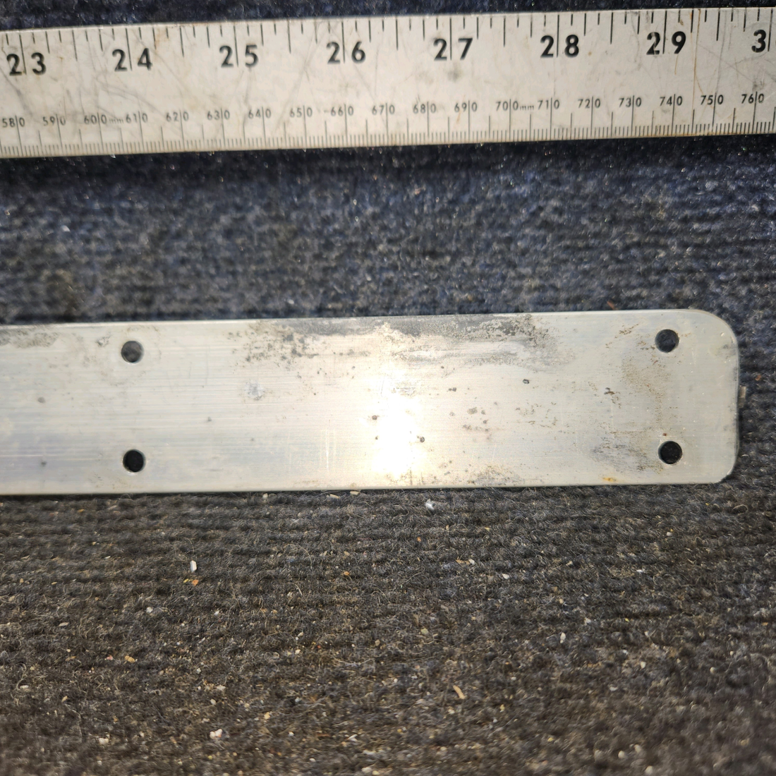 Used aircraft parts for sale, 0410219-1 cessna 150G Outboard Seat Rail Assembly
