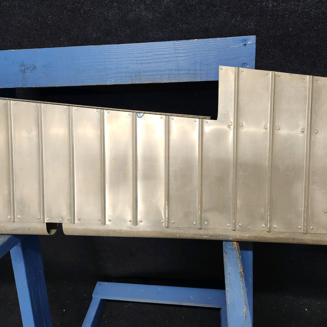 Used aircraft parts for sale, 2432000-810 Cessna  [part_model] CESSNA 172 ELEVATOR ASSEMBLY RH- NO TRIM