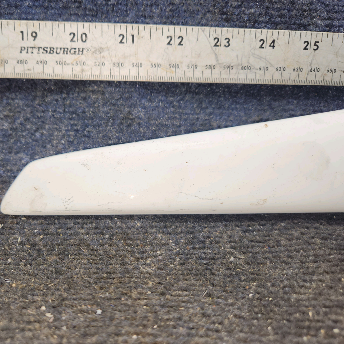Used aircraft parts for sale, CI-138 Comant Beechcraft 35-33 VHF Blade Antenna