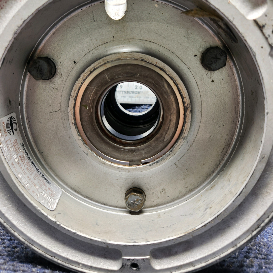 Used aircraft parts for sale, 40-86 MOONEY M20J CLEVELAND 6.00-6 WHEEL