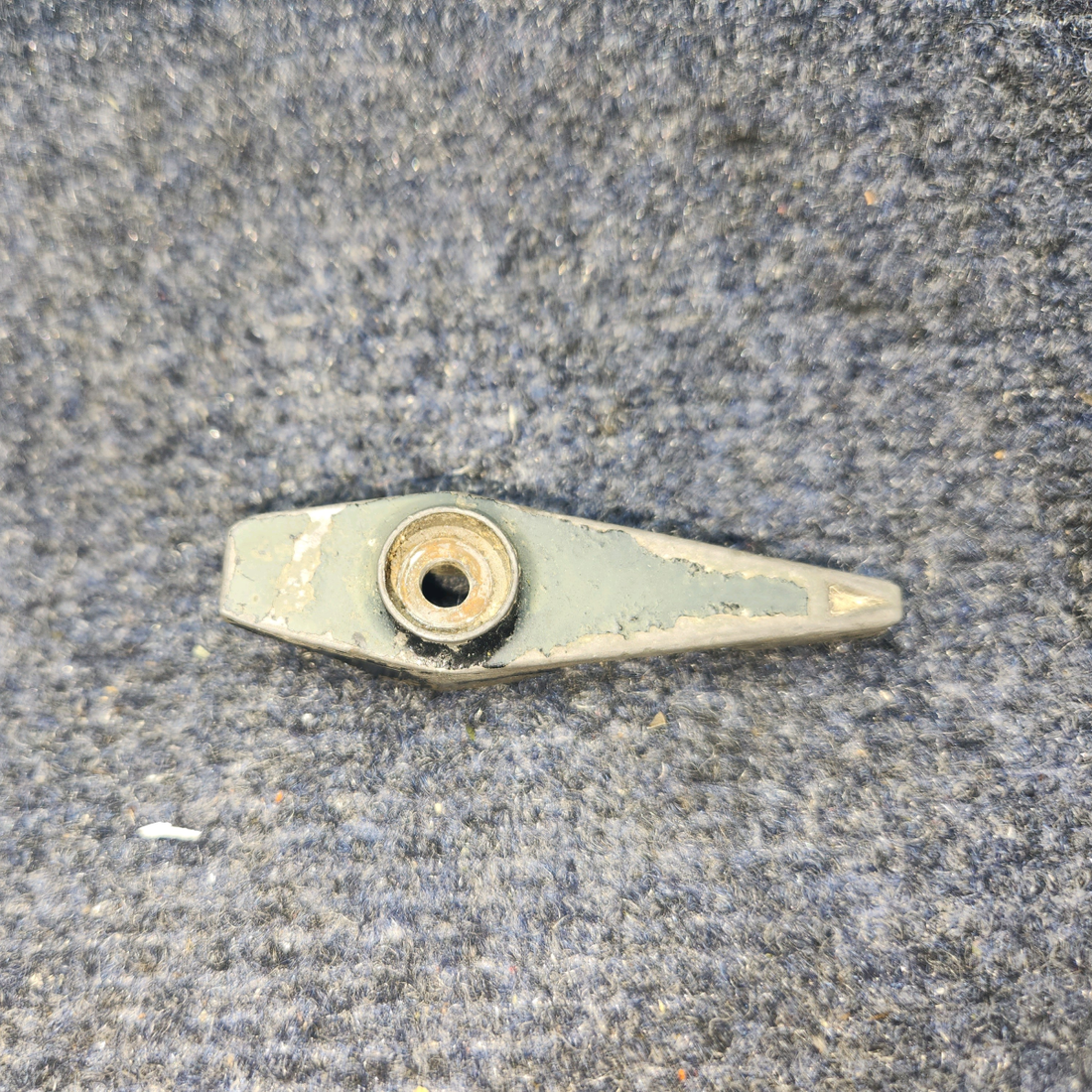 Used aircraft parts for sale, 0411803-3 Cessna C-150J Fuel Shut-Off Valve Handle