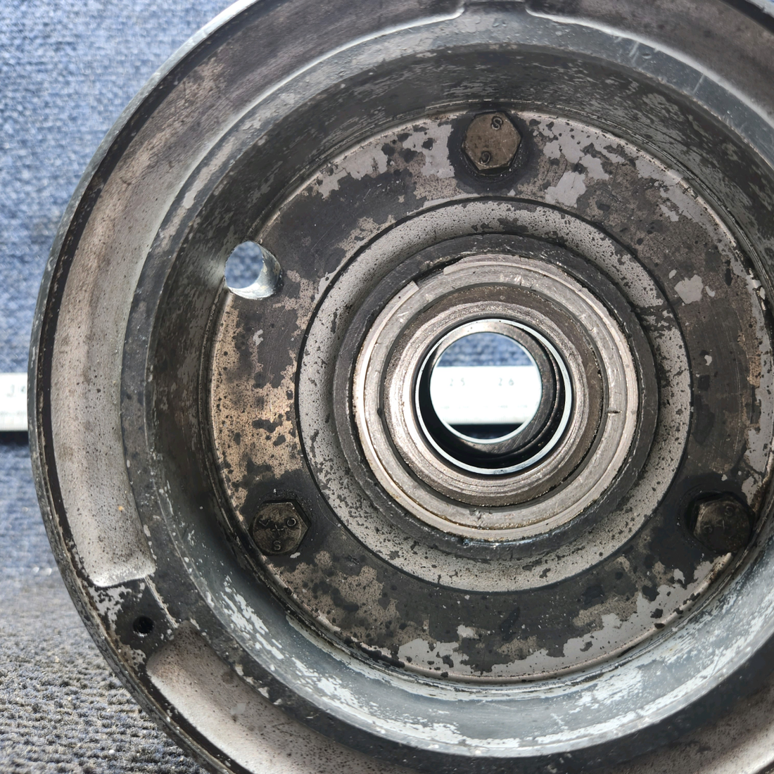 Used aircraft parts for sale, C163001-0103 Cessna 182G Main Gear Wheel
