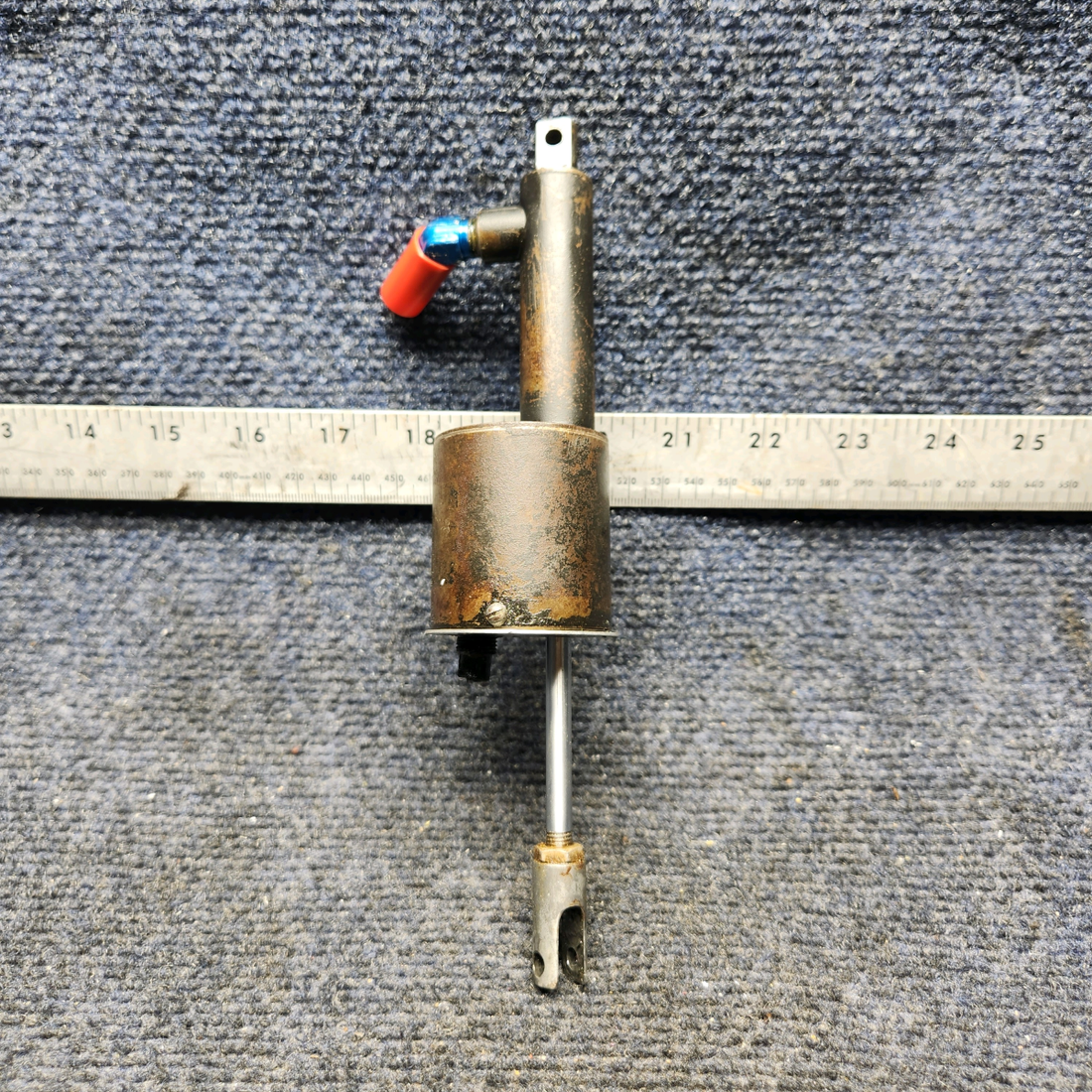 Used aircraft parts for sale, 169-380006 Beechcraft A23A Musketeer Custom III MASTER BRAKE CYLINDER