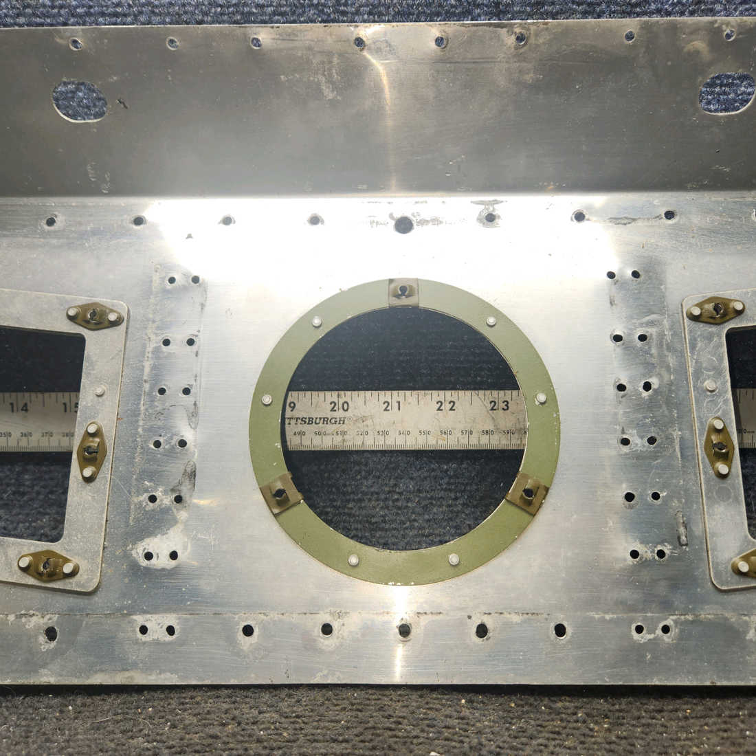 Used aircraft parts for sale, 0411955-5 cessna 150G Landing Gear Floorboard assembly