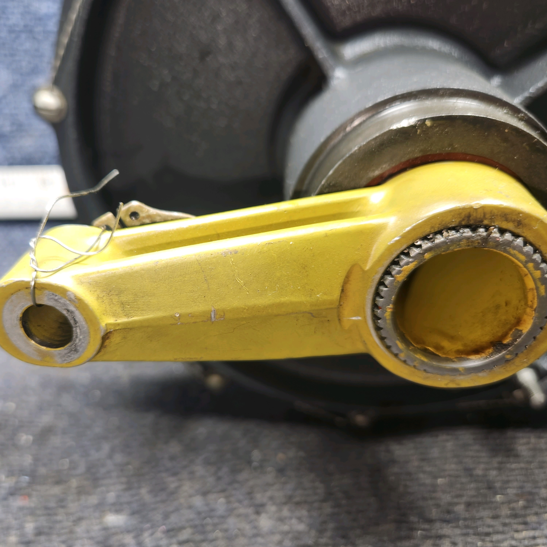 Used aircraft parts for sale, 35-810075-5 Beechcraft 35-33 Landing Gear Actuator Assembly