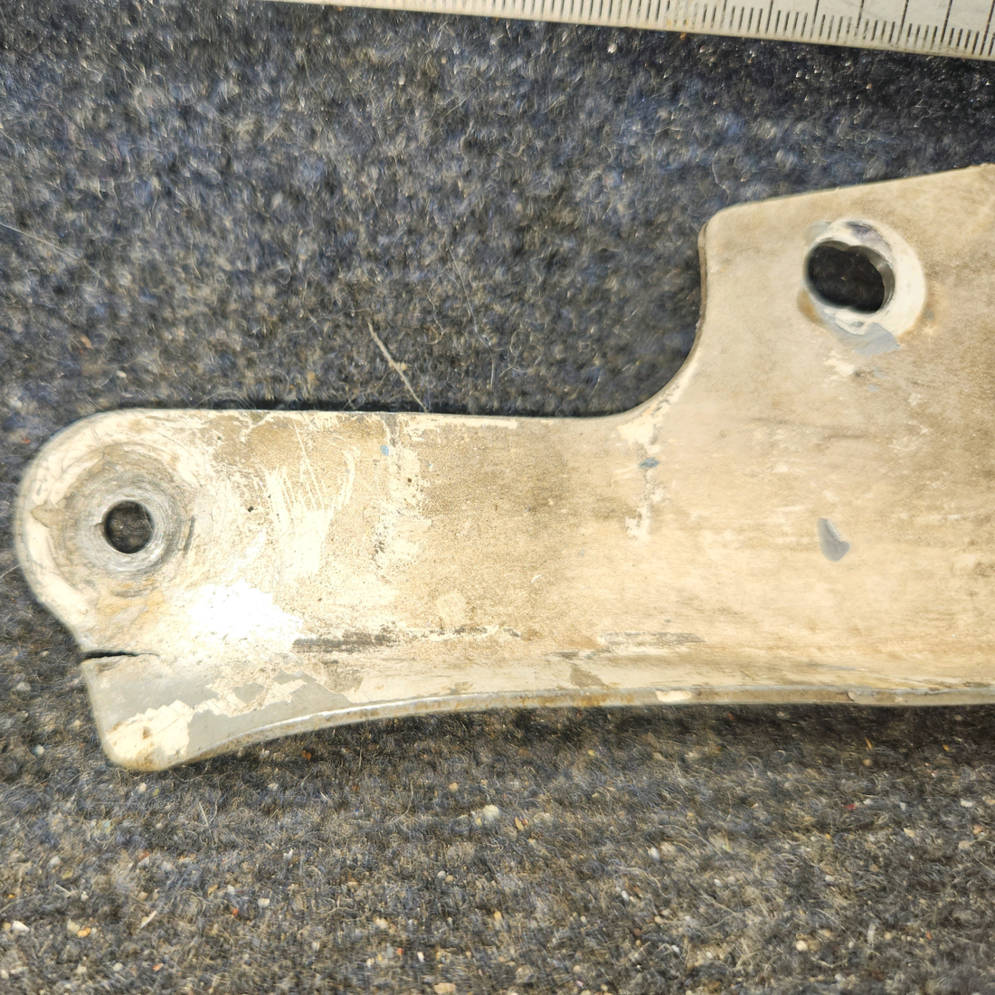 Used aircraft parts for sale, 0541218-1 cessna 172N Wheel Fairing Bracket Stiffener – LH