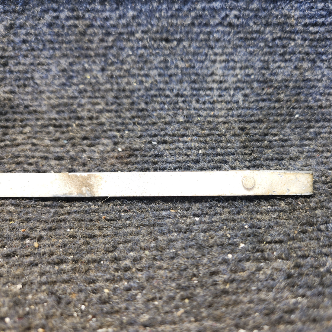 Used aircraft parts for sale, 0413406-8 cessna 150G Cabin Door Latch Drawbar
