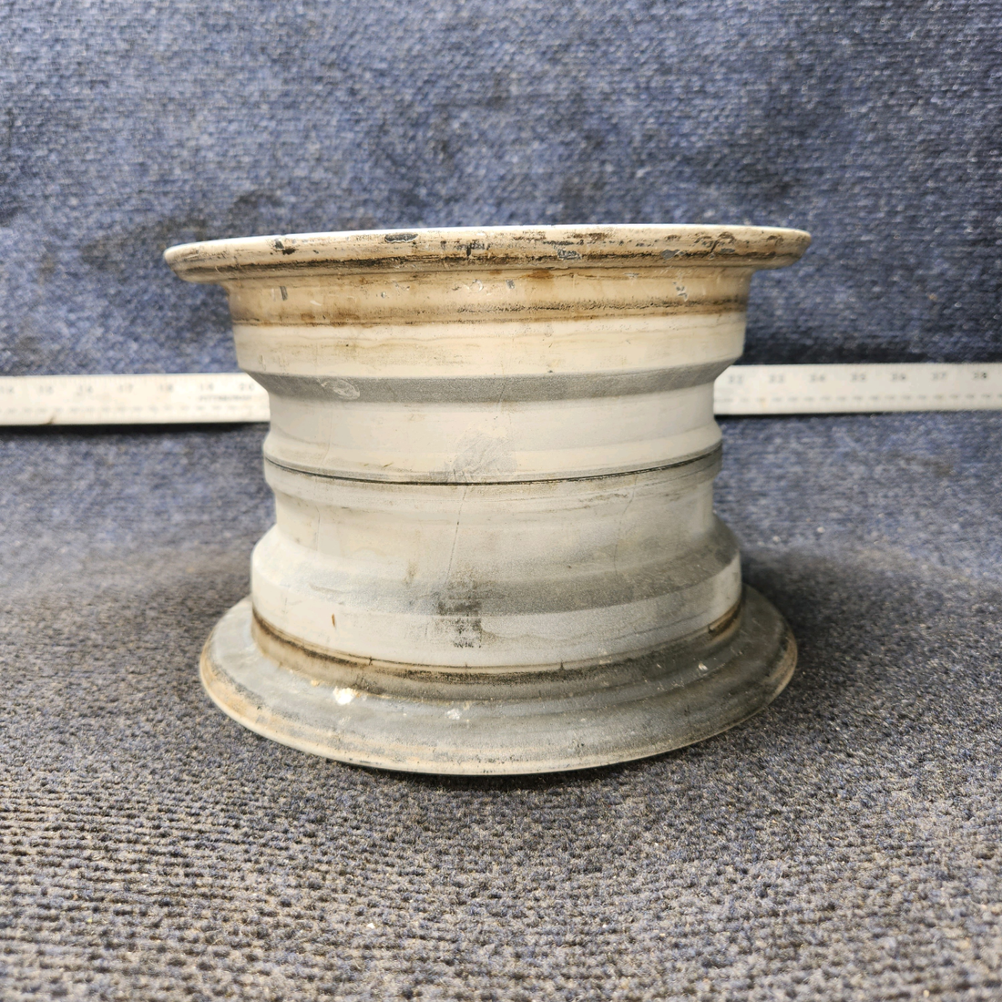 Used aircraft parts for sale, 40-98 BEECHCRAFT 95-55B Main Gear Wheel Assembly – 8"