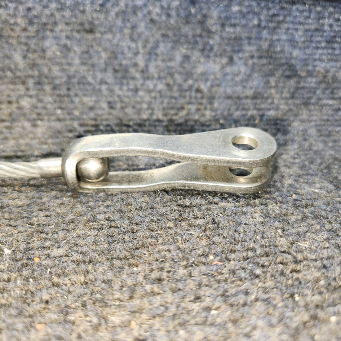 Used aircraft parts for sale, 96908-000 Piper PA32RT-300 Seat Belt Attach Cable Assembly