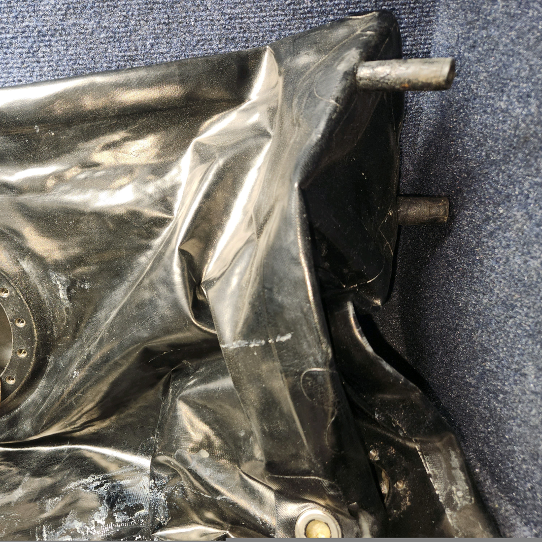 Used aircraft parts for sale, 0726001-17E Eagle Fuel Cells Cessna 182G Fuel Cell Bladder LH