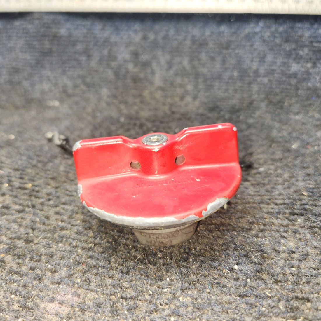 Used aircraft parts for sale, C156001-0106 Cessna 182G Fuel Cap Assembly with Chain