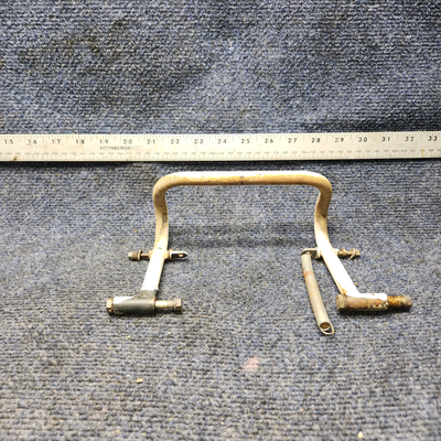 Used aircraft parts for sale, 2413089-1 Cessna 172RG Nose Gear Door Actuator Arm Assy