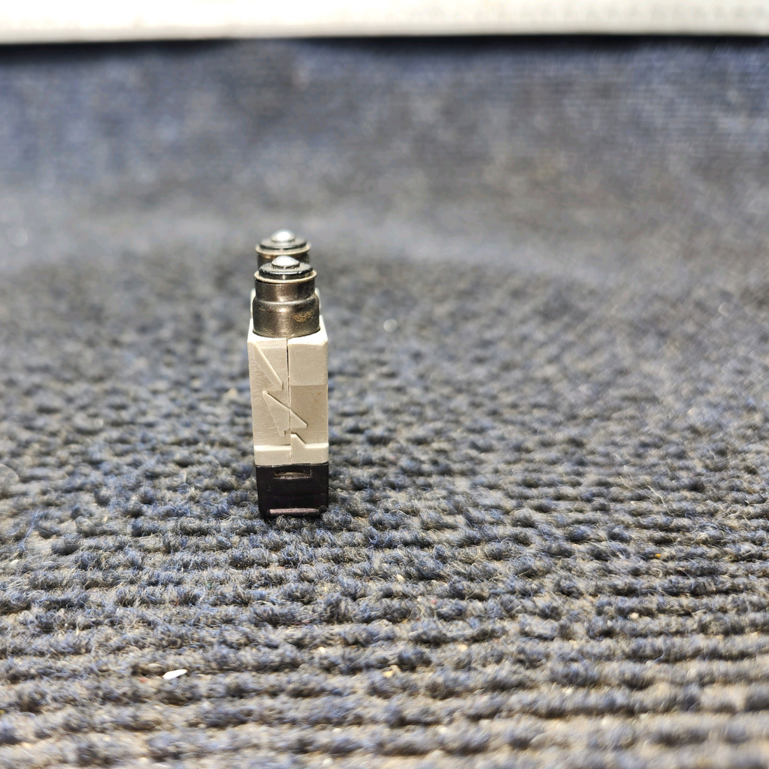 Used aircraft parts for sale, 726-7106-024 Korry Piper PA-31T Annunciator Switch – Nose/Baggage Door Ajar