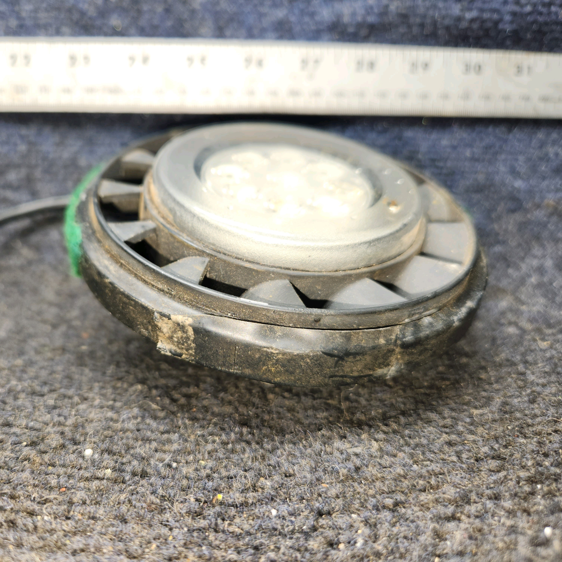 Used aircraft parts for sale, 0423542-6 Cessna 172 Bracket Assy Landing Light With LED light