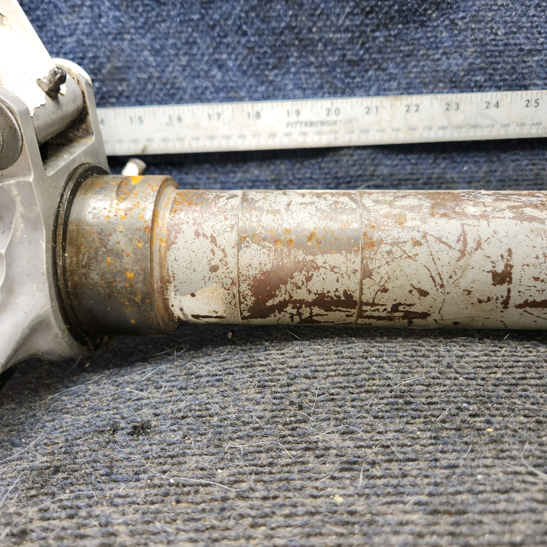 Used aircraft parts for sale, 0442504-3 cessna 150G Nose Landing Gear Strut Assembly