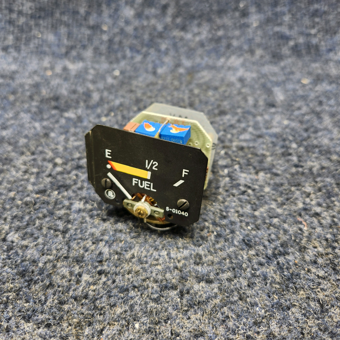 Used aircraft parts for sale, 5-01040 BEECHCRAFT F35 FUEL GAUGE INDICATOR 12 VOLTS