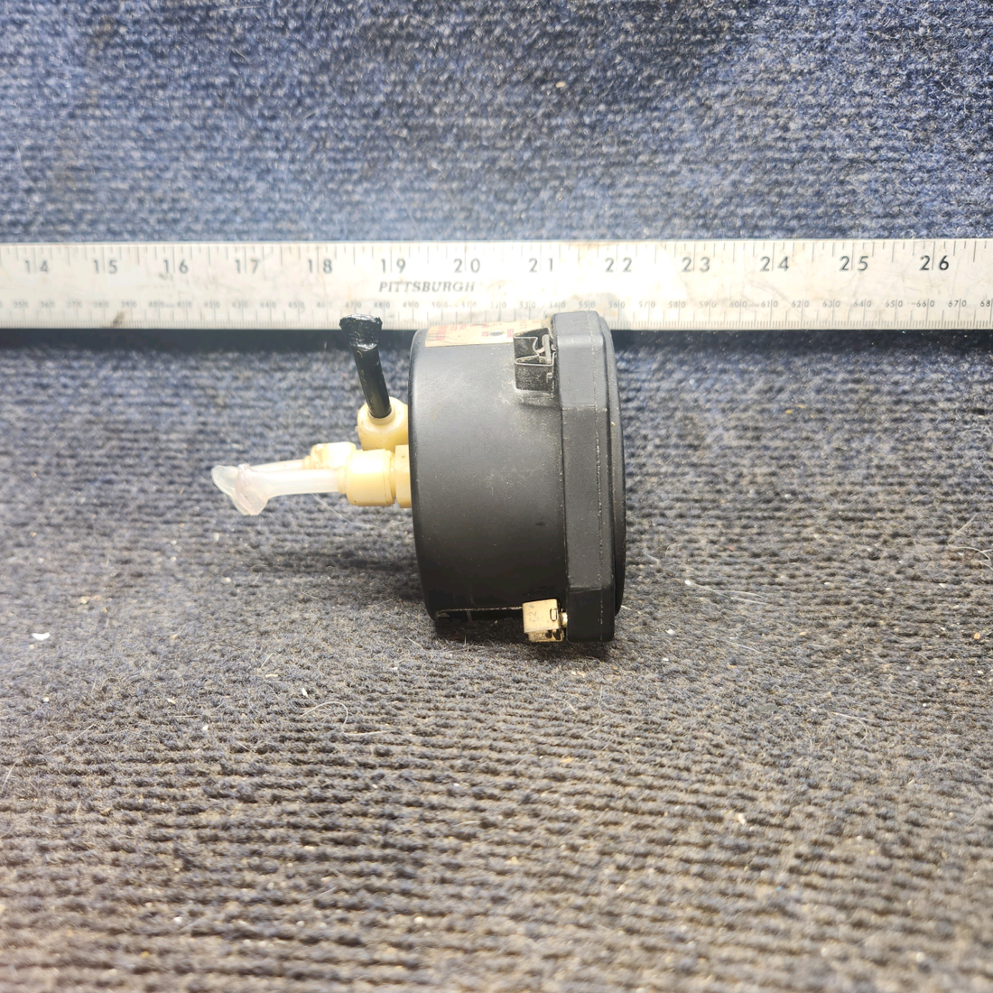 Used aircraft parts for sale, C661064-0107 Sigma-Tek cessna 172N Airspeed Indicator