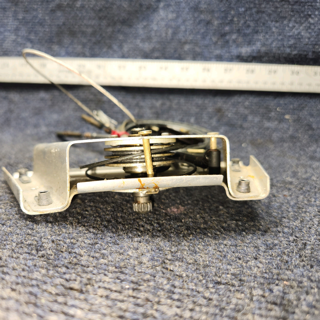 Used aircraft parts for sale, 63219-000 Piper PA28-140 Trim Pulley Bracket Assy W Cable