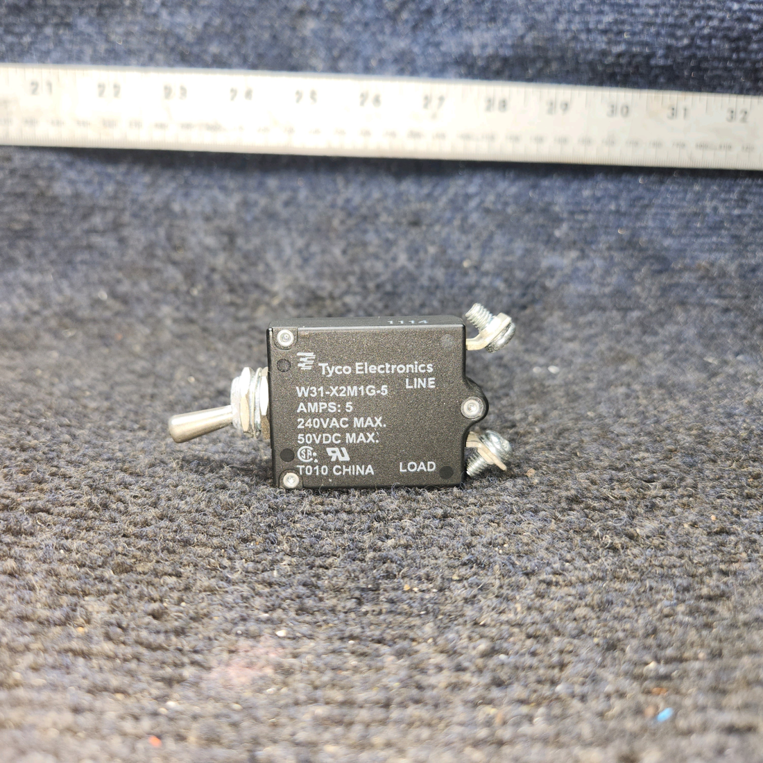 Used aircraft parts for sale, W31-X2M1G-5 Tyco Electronics W23 Cessna 172 Circuit Braker 5 AMP