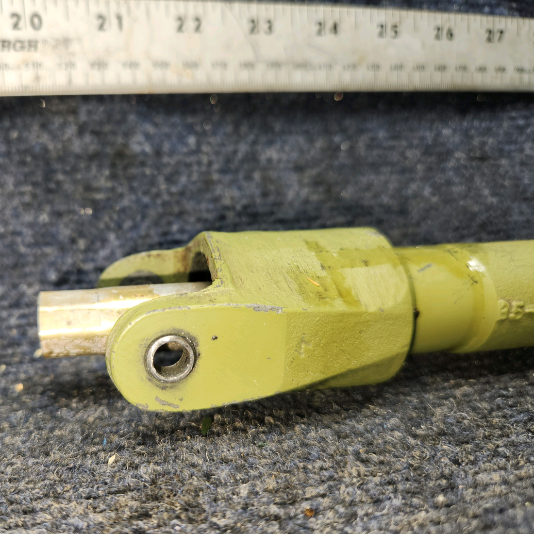 Used aircraft parts for sale, 35-521213 BEECHCRAFT 95-55B Beech Flap Actuator Assembly - RH