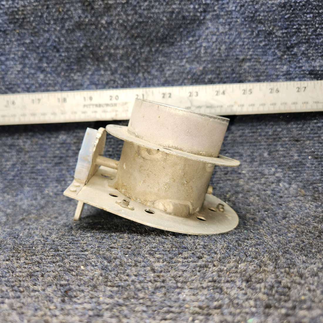 Used aircraft parts for sale, 68556-000 PIPER PA28-161 Air Vent Assy Aft L/H