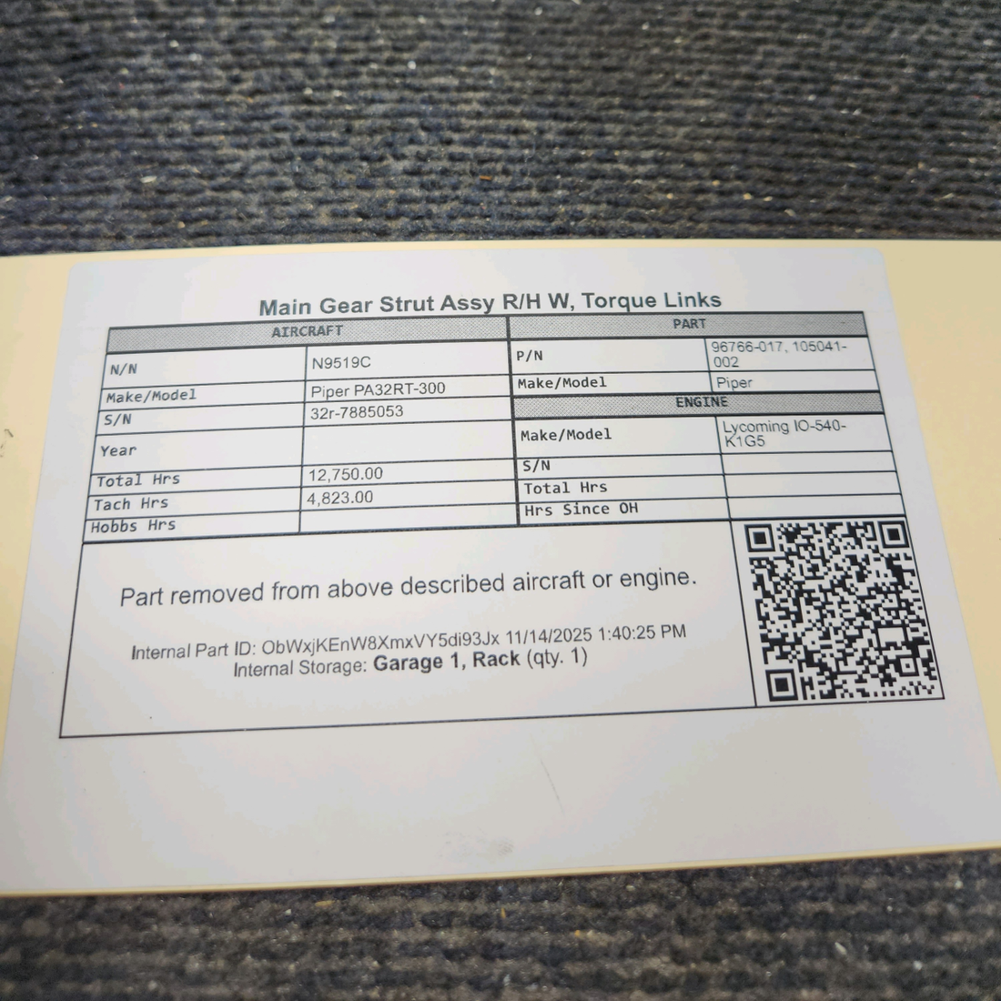 Used aircraft parts for sale, 96766-017 Piper PA32RT-300 Main Gear Strut Assembly with Torque Links - RH