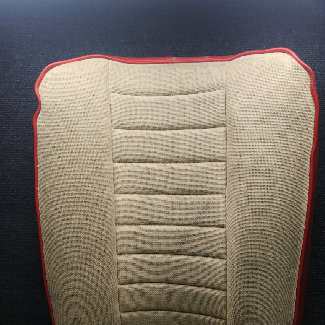 Used aircraft parts for sale, 0400118-65 cessna 150G Seat – LH (Pilot)
