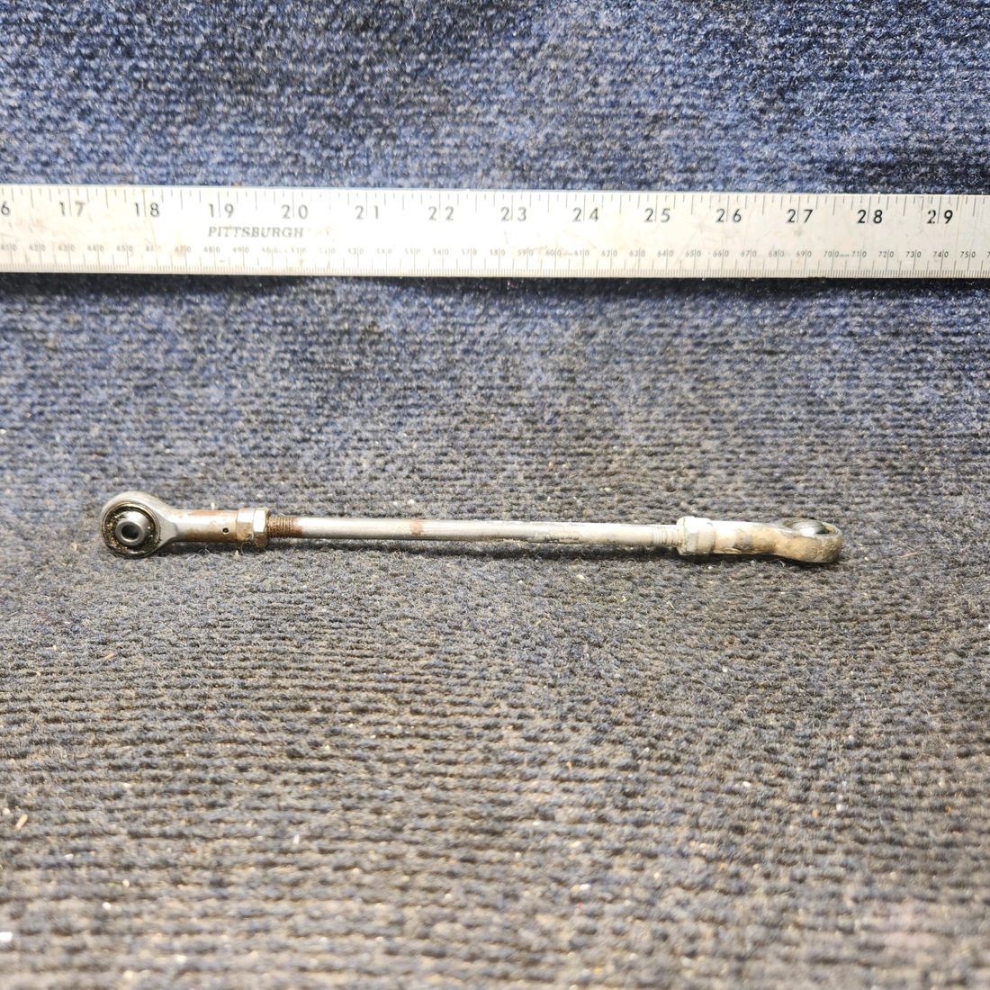 Used aircraft parts for sale, 0523218 Cessna 182G Aileron Push Pull Rod Assembly