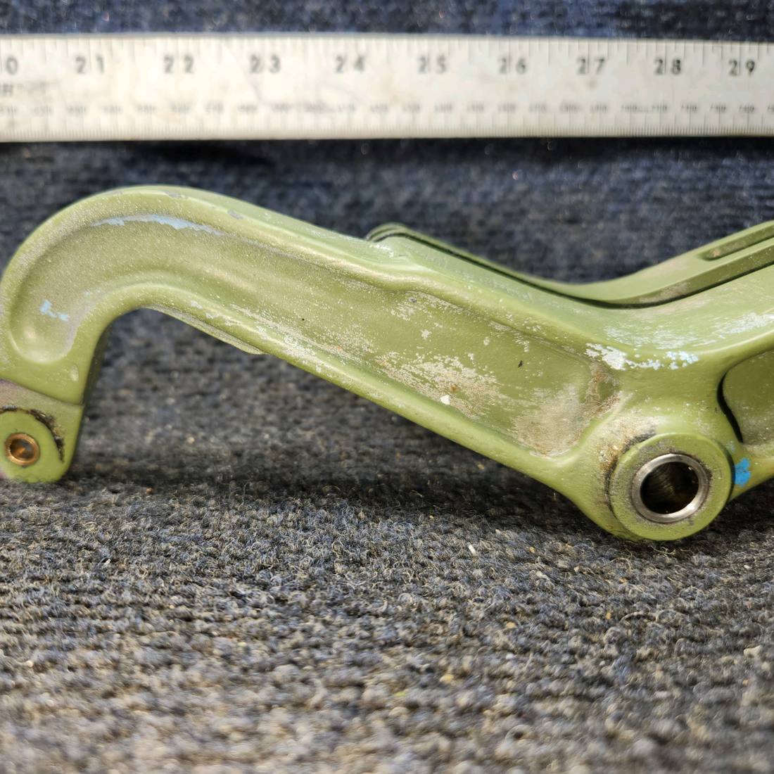 Used aircraft parts for sale, 169-524020-3 Beechcraft C23 SUNDOWNER Aileron Control Arm - LH or RH