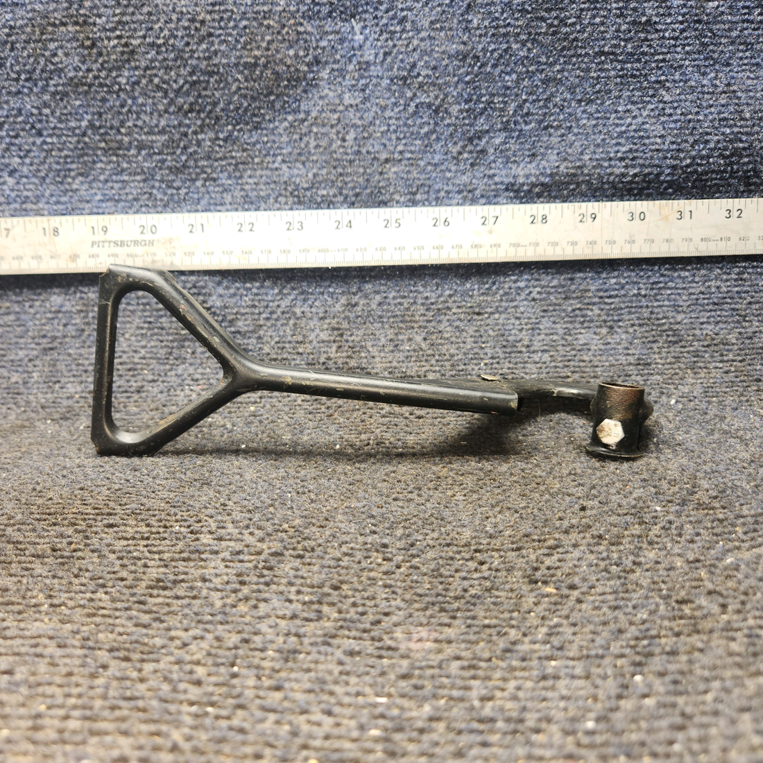 Used aircraft parts for sale, 0411573-1, 0411564-3 Cessna 172F Rudder Pedal Dual Controls Link and Bellcrank