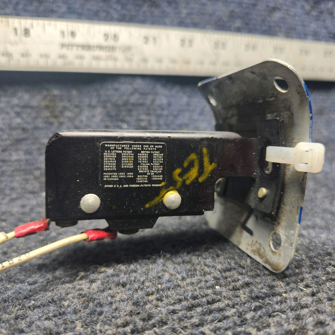 Used aircraft parts for sale, 151-4 Safe Flight Beechcraft A23A Musketeer Custom III LIFT DETECTOR