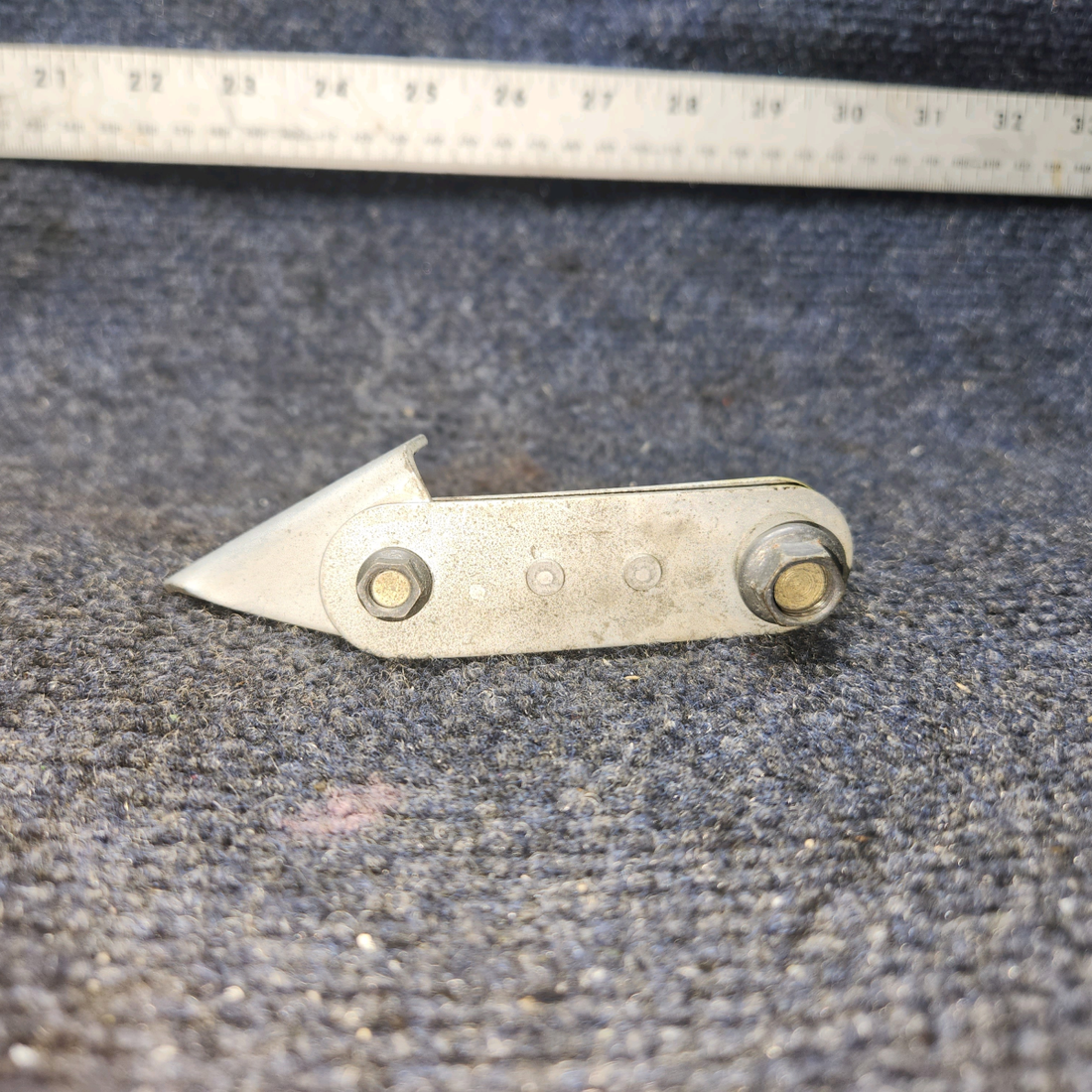 Used aircraft parts for sale, 0515035-1 Cessna C172RG Link Assy Seat Belt  - Price Per Each