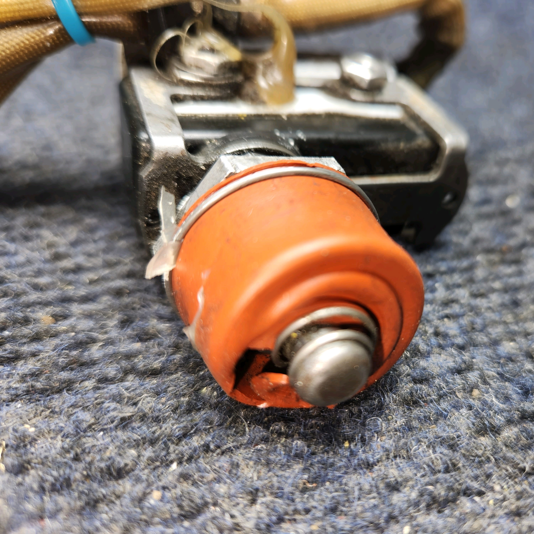 Used aircraft parts for sale, 487-820 PIPER PA-24-250 Nose Gear Switch Assembly