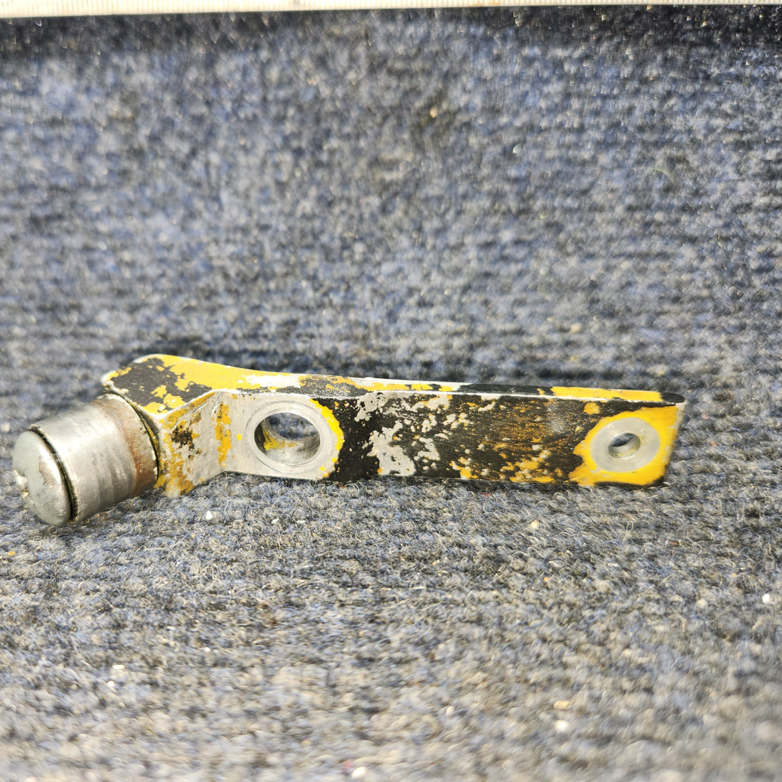Used aircraft parts for sale, 21725-000 PIPER PA-24-250 Nose Gear Aligner Support Bracket