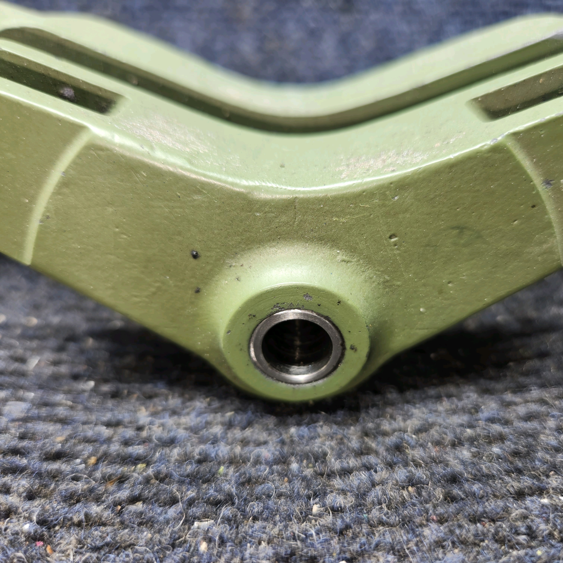 Used aircraft parts for sale, 169-524020-3 Beechcraft C23 SUNDOWNER Aileron Control Arm - LH or RH