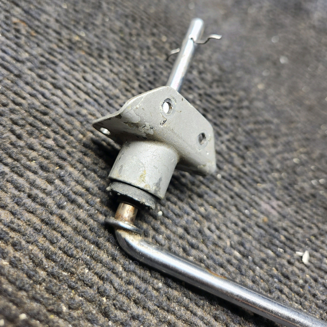 Used aircraft parts for sale, 35-400379 Beechcraft 35-33 Rod Assy Cabin Door Lower