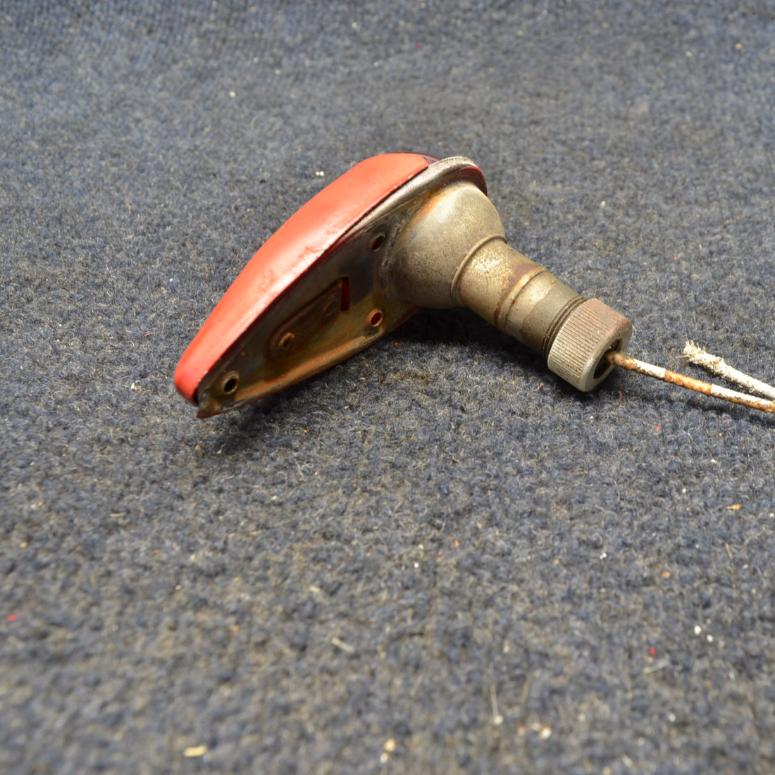 Used aircraft parts for sale, C622001-0201 Cessna C175 CESSNA WING POSITION LIGHT ASSY W/ RED LENS