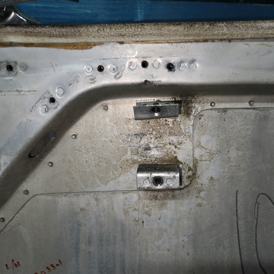 Used aircraft parts for sale, 0413033-1 cessna 150G Cabin Door Assembly – LH