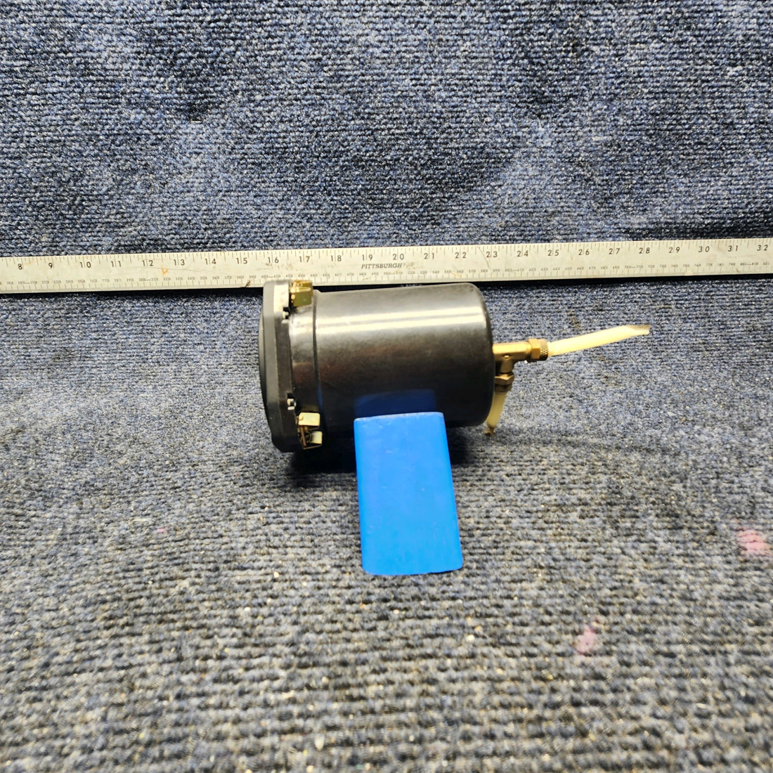 Used aircraft parts for sale, 7000 MOONEY M20J - Year 1978 7000 UNITED INSTRUMENTS VERTICAL SPEED INDICATOR C 31