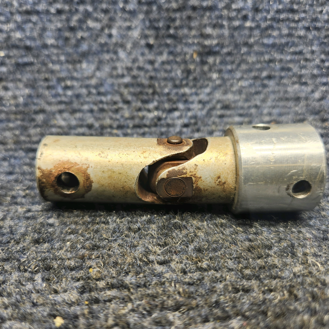 Used aircraft parts for sale, 62834-002 PIPER PA28-161 Warrior III UNIVERSAL JOINT ASSEMBLY PRICE PER EACH