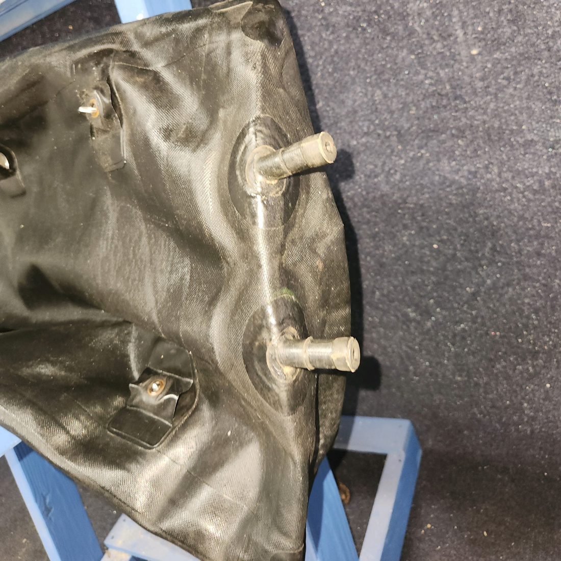Used aircraft parts for sale, 96-380046-10 Beechcraft 35-33 25-Gallon Main Fuel Cell – RH