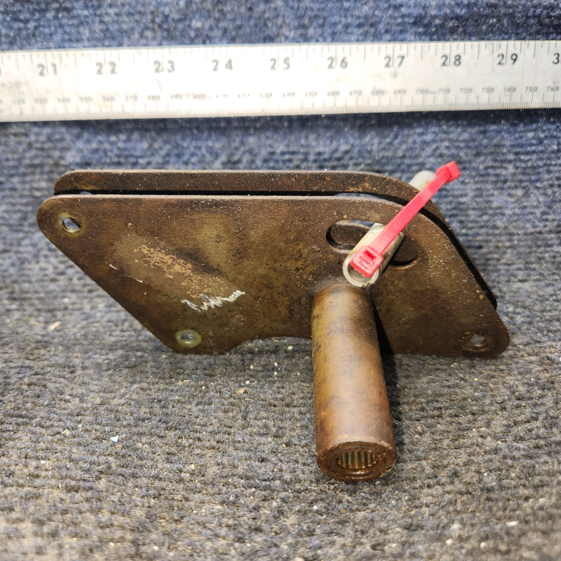 Used aircraft parts for sale, 0523223 Cessna 172F Aileron Bellcrank Assembly - LH