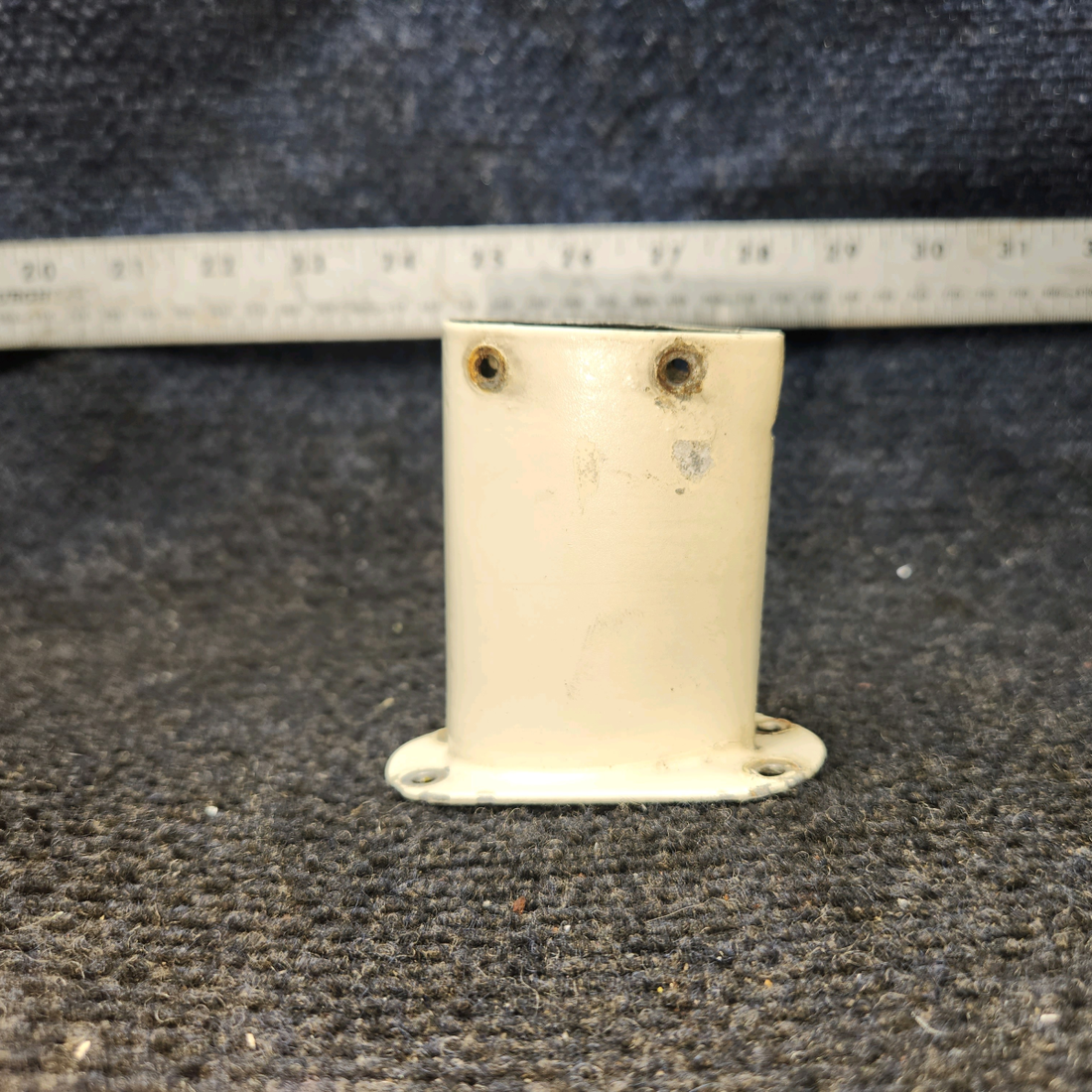 Used aircraft parts for sale, 95-324018-151 Piper PA32RT-300 Pitot Tube Mast